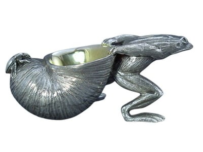 Frog Dragging Conch Salt w/ Silver Plate Spoon English Silver Plate. SKU #:  C902.