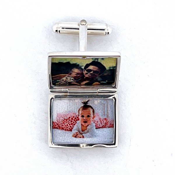 Cufflinks Black Onyx Rectangular Photo Frames/Lockets Swivel that Open for Two Photos English St.... SKU #: CU466. Cufflinks Black Onyx Rectangular Photo Frames/Lockets Swivel that Open for Two Photos English St.... SKU #: CU466.